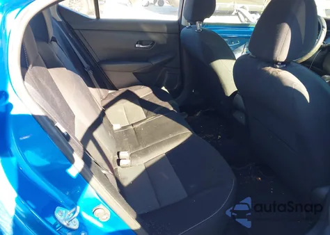 2021 Nissan Sentra Sv Xtronic Cvt z USA, uszkodzony, nr VIN 3N1AB8CV0MY267545